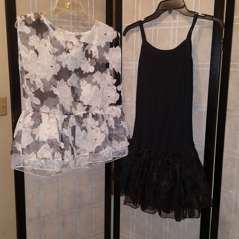 🌹Multi-Layered Blouse🛍 - Picture 2 of 4